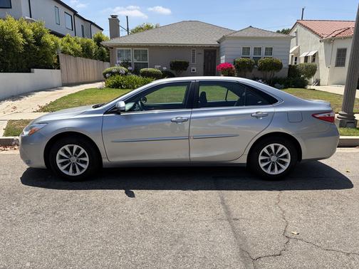 Silver 2015 Toyota Camry LE
