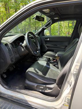 White 2011 Ford Escape Limited