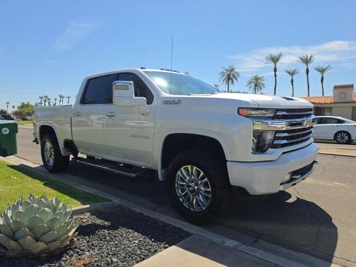 White 2020 Chevrolet Silverado 2500 High Country