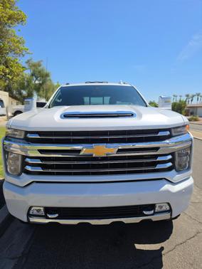 White 2020 Chevrolet Silverado 2500 High Country