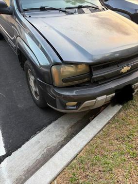 Black 2004 Chevrolet TrailBlazer EXT LT
