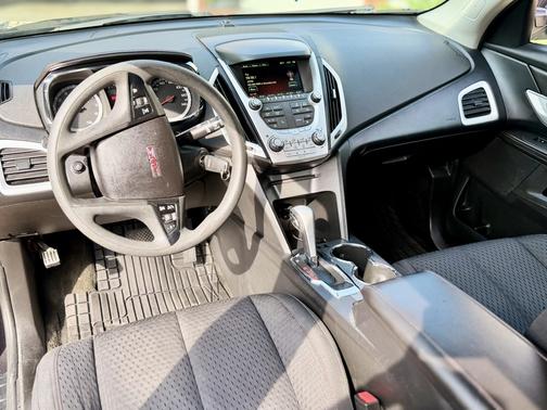 Brown 2014 GMC Terrain SLE-1