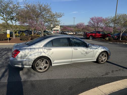 Silver 2013 Mercedes-Benz S-Class S 550 4MATIC