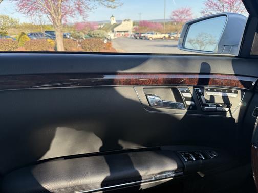 Silver 2013 Mercedes-Benz S-Class S 550 4MATIC