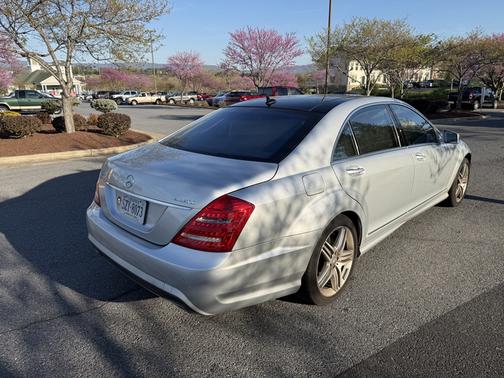 Silver 2013 Mercedes-Benz S-Class S 550 4MATIC