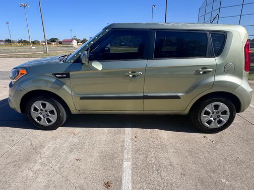 2013 Kia Soul Base