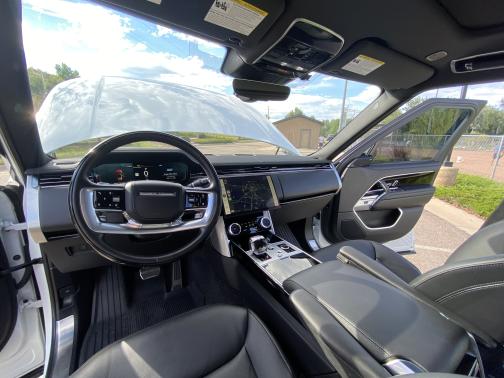 2023 Land Rover Range Rover P400 SE SWB