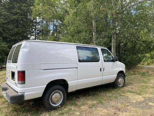 2003 Ford E250 Cargo