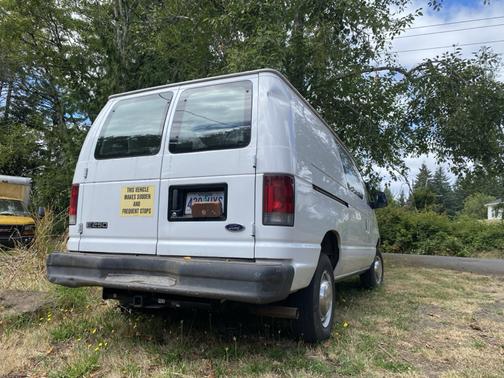 2003 Ford E250 Cargo