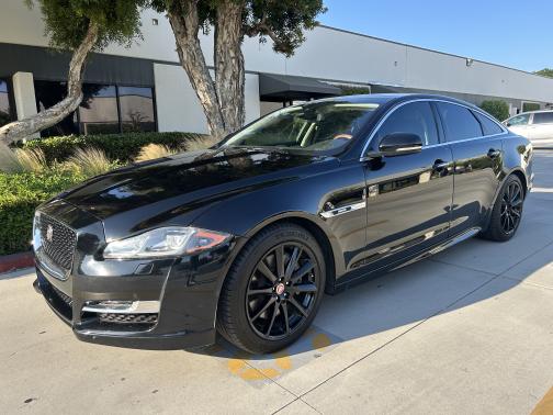 2016 Jaguar XJ XJ R-Sport