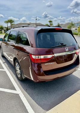 Red 2012 Honda Odyssey EX