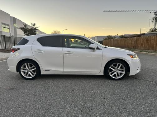 2014 Lexus CT 200h Premium