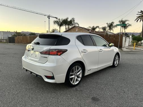 2014 Lexus CT 200h Premium