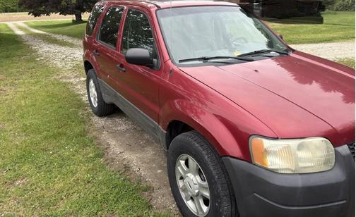 Red 2003 Ford Escape XLT