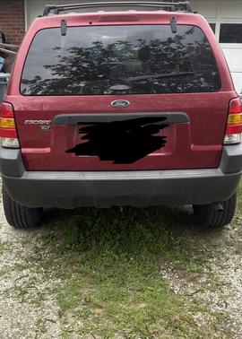 Red 2003 Ford Escape XLT