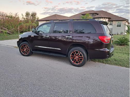 2017 Toyota Sequoia SR5
