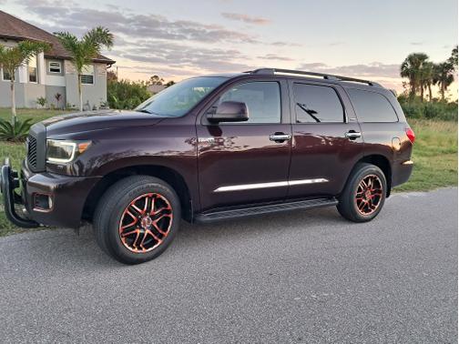 2017 Toyota Sequoia SR5