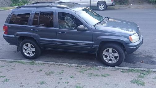 Blue 2001 Jeep Grand Cherokee Limited 4WD