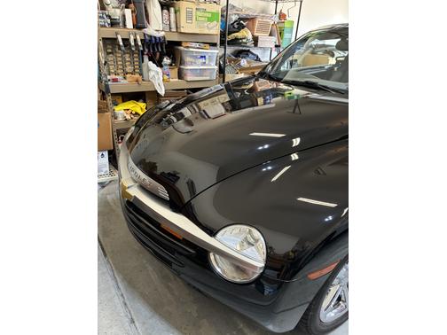 2005 Chevrolet SSR Base