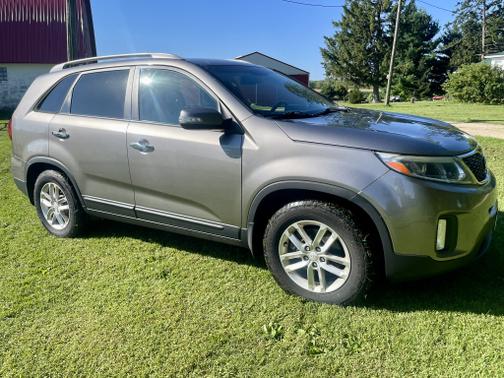 2015 Kia Sorento LX