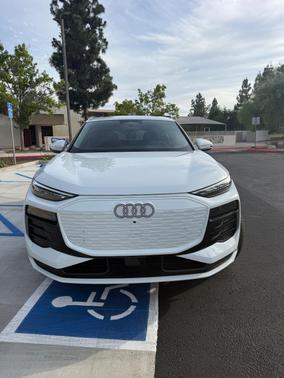 White 2025 Audi Q6 e-tron Premium Plus RWD