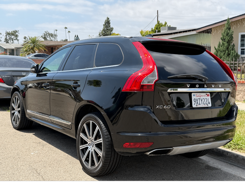 Black 2016 Volvo XC60 T5 Premier