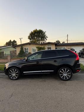 2016 Volvo XC60 T5 Premier
