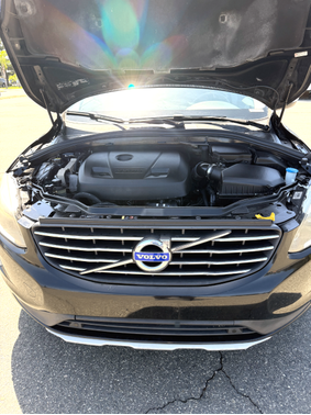 Black 2016 Volvo XC60 T5 Premier