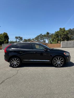 2016 Volvo XC60 T5 Premier