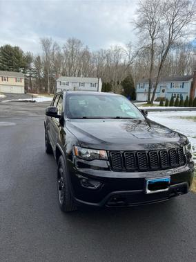 2019 Jeep Grand Cherokee Upland