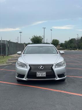 2014 Lexus LS 460 Base