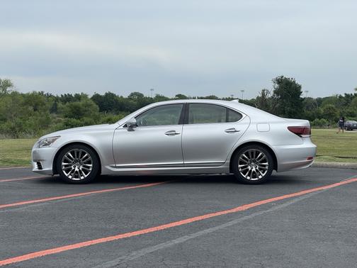 2014 Lexus LS 460 Base