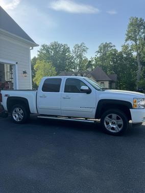 White 2007 Chevrolet Silverado 1500 LTZ Crew Cab