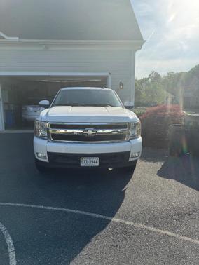 White 2007 Chevrolet Silverado 1500 LTZ Crew Cab