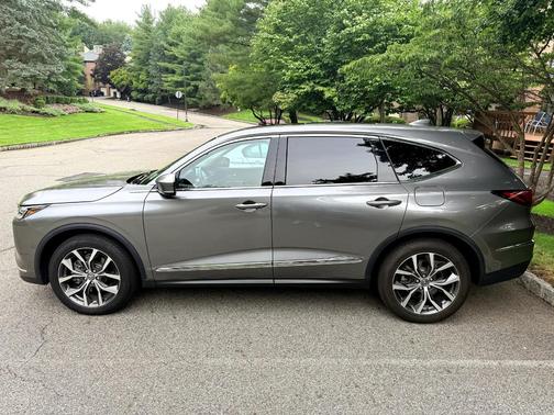 Gray 2024 Acura MDX Technology Package