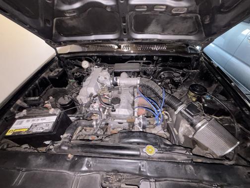 Brown 1993 Mazda B2600 i