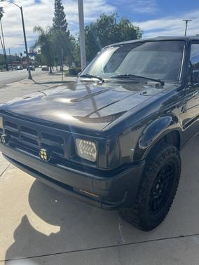 Brown 1993 Mazda B2600 i