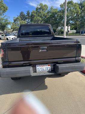 Brown 1993 Mazda B2600 i