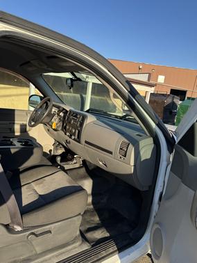 White 2008 GMC Sierra 3500 Work Truck