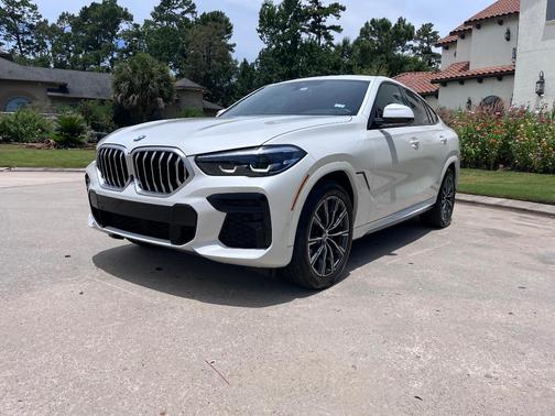 White 2023 BMW X6 xDrive40i