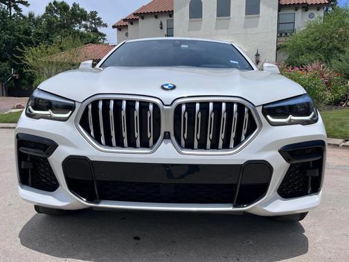 White 2023 BMW X6 xDrive40i