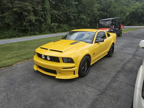 2005 Ford Mustang GT