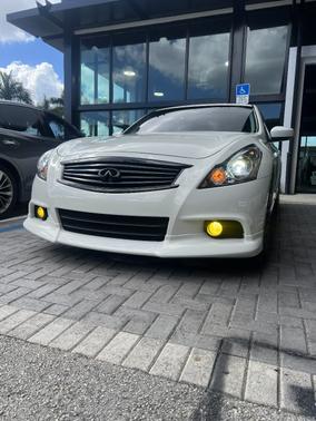 2013 INFINITI G37 Journey