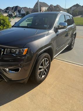 Gray 2020 Jeep Grand Cherokee Limited