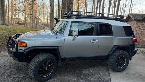2012 Toyota FJ Cruiser Base