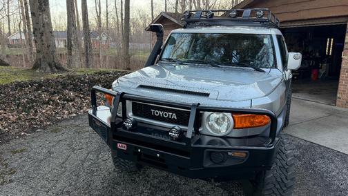 2012 Toyota FJ Cruiser Base