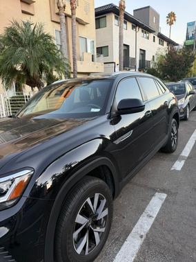 Black 2023 Volkswagen Atlas Cross Sport 2.0T SE