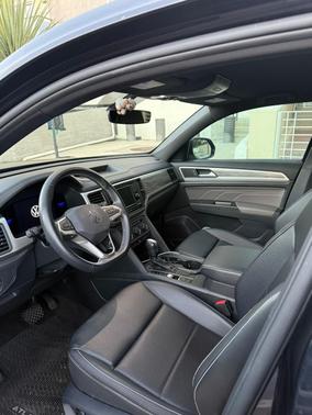 Black 2023 Volkswagen Atlas Cross Sport 2.0T SE