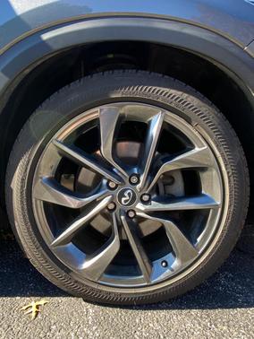 Gray 2019 INFINITI QX50 ESSENTIAL