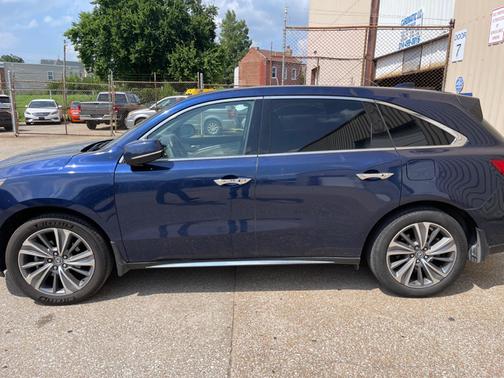 2017 Acura MDX 3.5L w/Technology Package